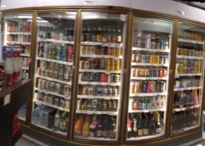 「矯正歯科専門医の紹介する鎌倉坂の下にある三留商店」